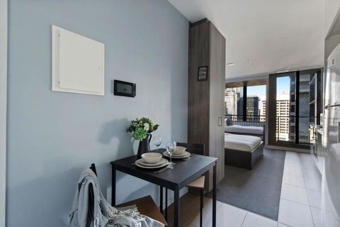 A Stylish & Comfy Studio Next To Southern Cross - Tourism Search 3