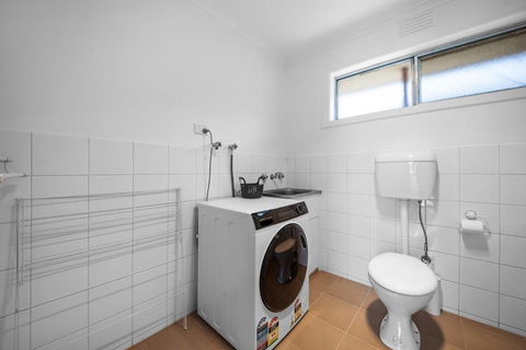 A Sweet Caroline Thomastown Stay - Tourism Search 0
