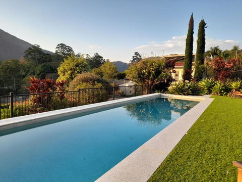 A View Of Mount Warning - Tourism Search 1