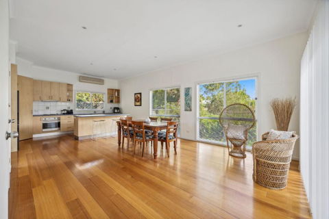 Abbott Abode - Tourism Search 4
