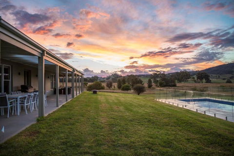 Abingdon House - Mudgee Retreat - Tourism Search 0