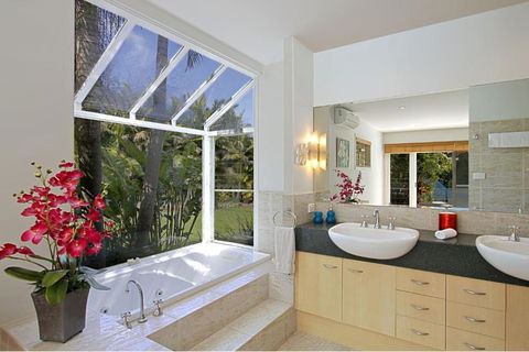 A Perfect Stay - Abode At Byron - Tourism Search 2
