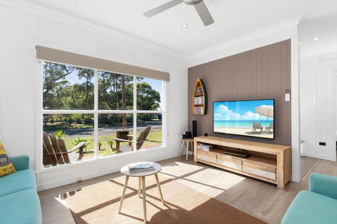 Abode Callala Beach Jervis Bay - 100m To Beach! - Tourism Search 4