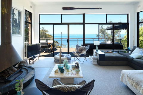 Absolute Beachfront - Tourism Search 1