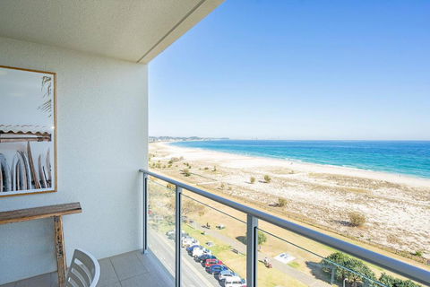 Absolute Kirra By EcoTime - Tourism Search 1