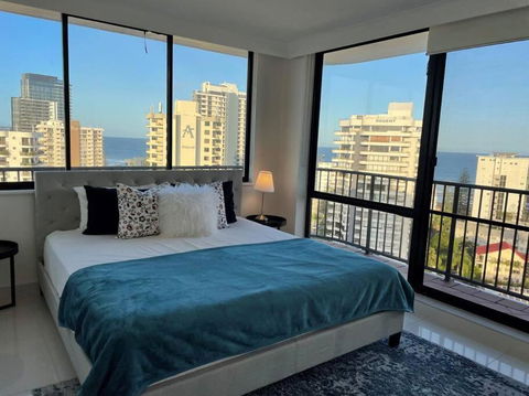 ABSOLUTE Riverfront 2br Apt, Views From Every Room - Tourism Search 2