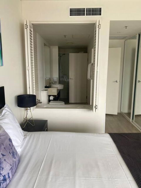 Absolute Waterfront Apartment - Tourism Search 3