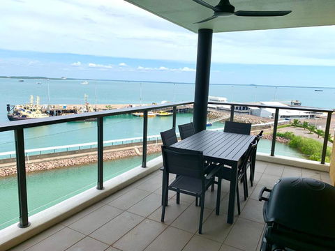 Absolute Waterfront - Tropical Oasis Over The Water - Tourism Search 1