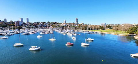 Absolute Waterfront With Oversized Private Terrace - Tourism Search 2