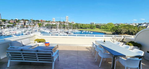 Absolute Waterfront With Oversized Private Terrace - Tourism Search 0