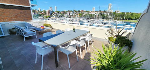 Absolute Waterfront With Oversized Private Terrace - Tourism Search 1