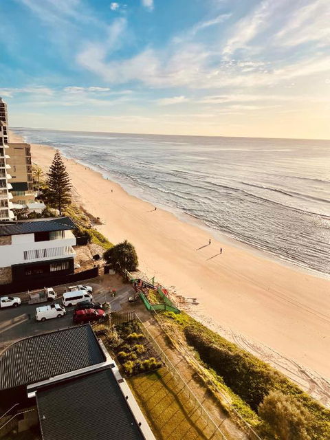 ABSOLUTELY STUNNING! ON THE BEACH !!! - Tourism Search 0