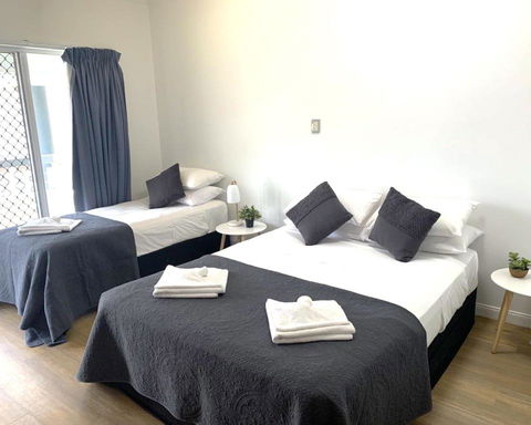 Accommodation @ 134 Denham - Tourism Search 0
