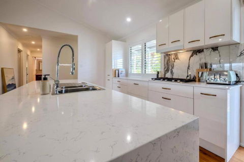 Acreage Near Currumbin Beach - Tourism Search 2