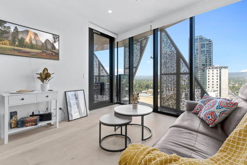 Adelaide CBD Oasis - 2BR Realm Retreat - Level 19 - Tourism Search 0