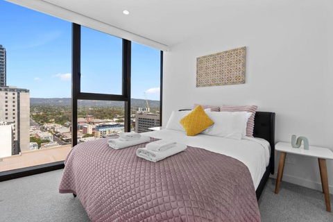 Adelaide CBD Oasis - 2BR Realm Retreat - Level 19 - Tourism Search 2