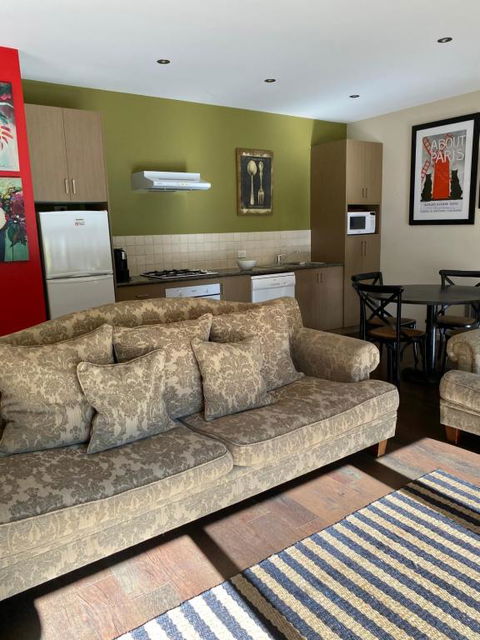 Adelphi Apartment 4 - Tourism Search 2