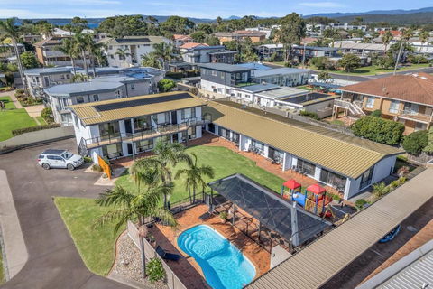 Admirals Lodge - Tourism Search 0