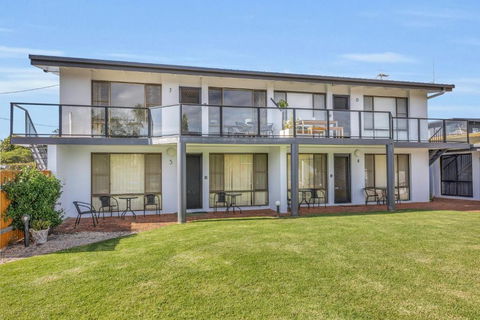 Admirals Lodge - Tourism Search 4