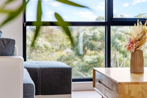 Adorable 2B Apt Near Macquarie Uni - Tourism Search 3