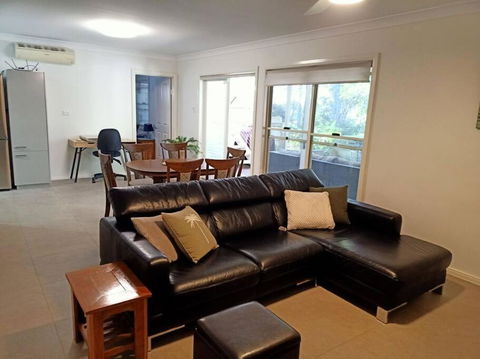 Adorable Private 2 Bedroom Guest Suite + Pool - Tourism Search 2