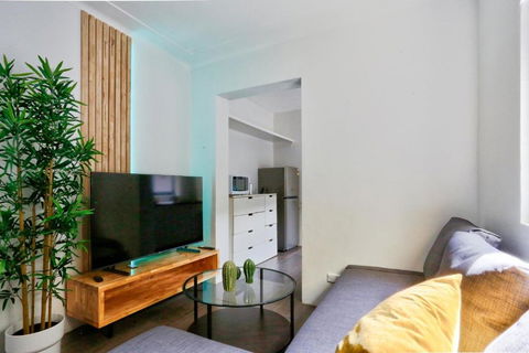Affordable 2 Bedroom House Surry Hills 2 E-Bikes Included - Tourism Search 1