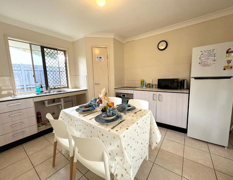 Affordable 3-Bedroom Grannyflat In Coopers Plains - Tourism Search 0