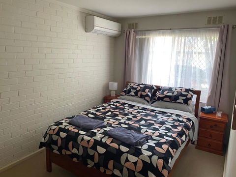 Affordable Inglewood Apartment+Pool - Tourism Search 1