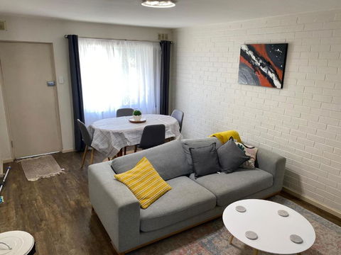 Affordable Inglewood Apartment+Pool - Tourism Search 3