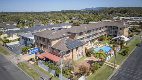 Affordable, Pool, Spa, Beach, Bbq, Sleeps 4 - Tourism Search 4