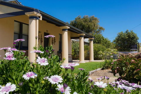 Agnes Cottage Bed & Breakfast - Tourism Search 0