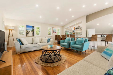 A Perfect Stay - Beach House At Tallows - Tourism Search 1