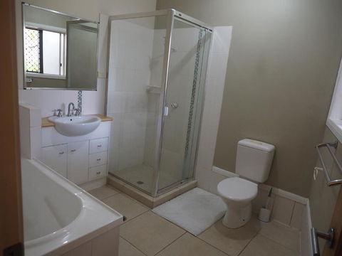 Accommodation On Westlake Mount Ommaney - Tourism Search 3
