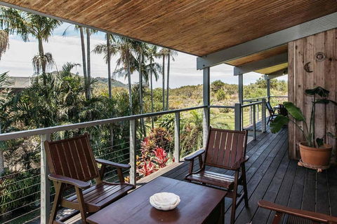 A Perfect Stay - Cape Breeze - Tourism Search 0