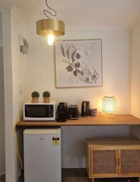A Comfortable And Quiet 2bedroom House And A 1bedroom Bungalow - Tourism Search 3