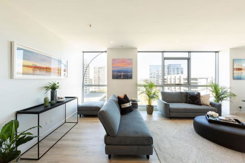 Accommodate Canberra - Metropolitan 70 - Tourism Search 2