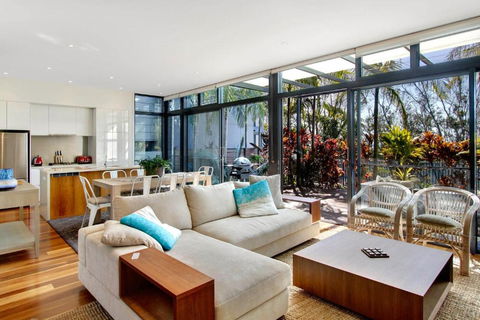 A Perfect Stay - Ocean View At Kiah - Tourism Search 3