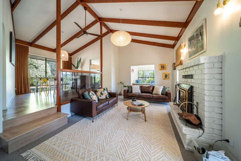 Adelaide Hills Retreat - Surrounded By Nature - Tourism Search 3
