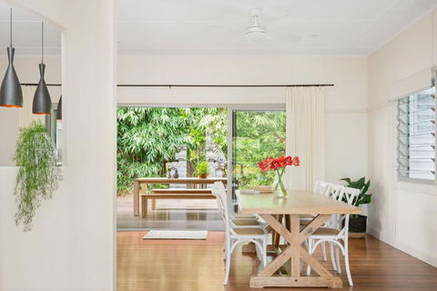 A Perfect Stay - The White Rabbit - Tourism Search 3