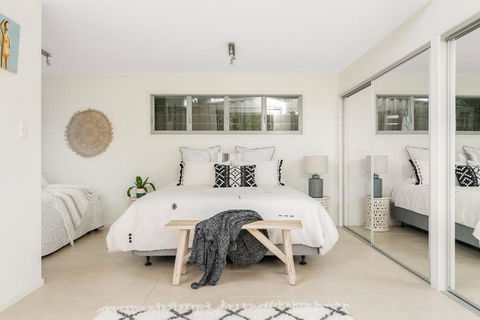 A Perfect Stay - The White Rabbit - Tourism Search 4