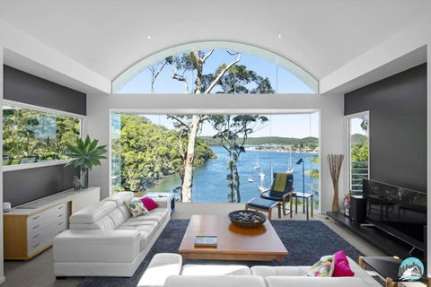 Aircabin - Daleys Point - Waterfront Retreat House - Tourism Search 2