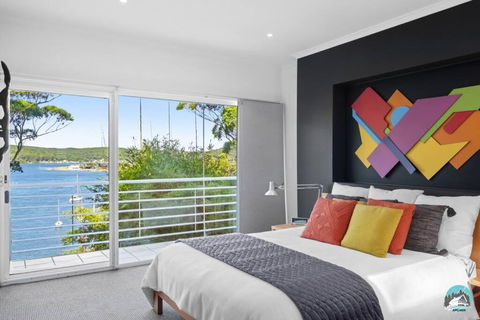 Aircabin - Daleys Point - Waterfront Retreat House - Tourism Search 3