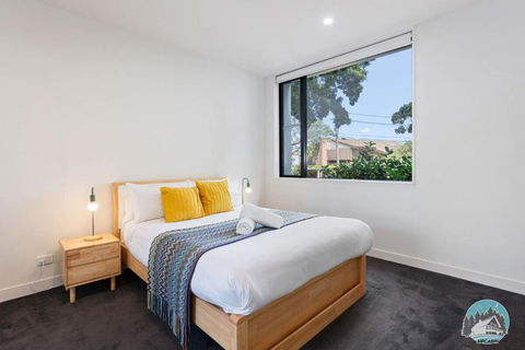 Aircabin - Five Dock - Stylish 2-Bed Apt Near Bay - Tourism Search 2