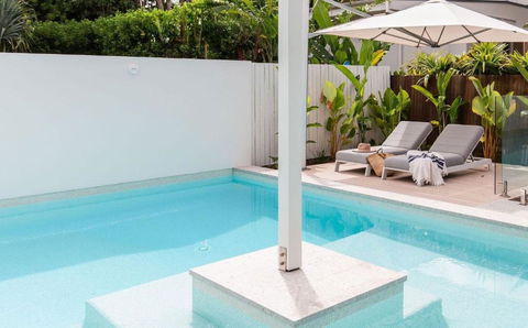 AL Sole - 4 Bedrooms - Pool - Location - Tourism Search 1