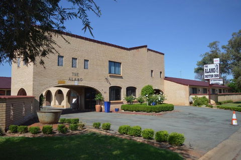 Alamo Motor Inn - Tourism Search 0