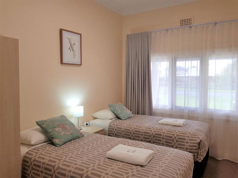 Albany Holiday Units - Tourism Search 4