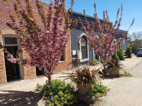 Albert Hotel Daylesford - Tourism Search 2