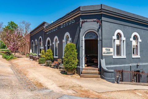 Albert Hotel Daylesford - Tourism Search 3