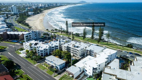 Alex Beachside Pet Friendly 2 Bed Apartment - Tourism Search 0
