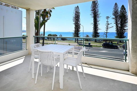 Alex Heads, Prime Location, Stunning Views - Tourism Search 4